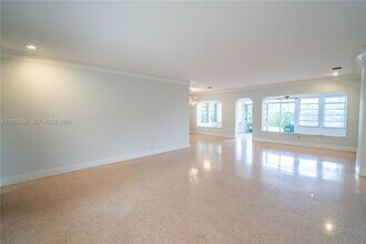 475 S Shore Dr in Miami Beach, FL - Building Photo - Building Photo