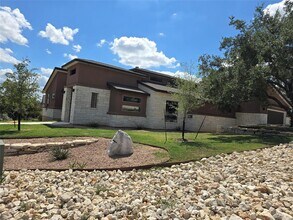 3806 Boone Dr in Lago Vista, TX - Building Photo - Building Photo