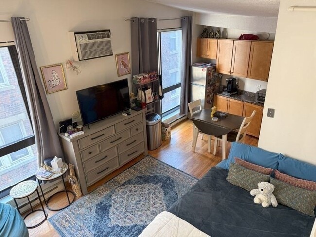 property at 12 Stoneholm St