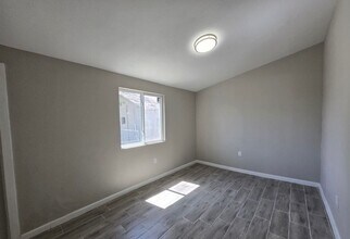 101 N Seville Dr in El Paso, TX - Building Photo - Building Photo