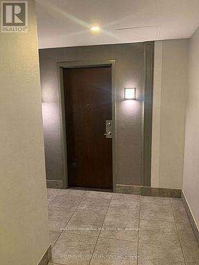 19 Avondale Ave in Toronto, ON - Building Photo - Building Photo