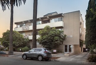 7530 Hampton Ave in Los Angeles, CA - Building Photo - Building Photo