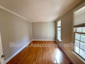 3304 Drexel Hill Ct in Apex, NC - Foto de edificio - Building Photo