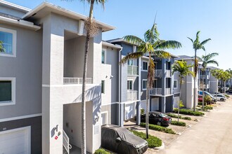 Chelsea Residences in Fort Lauderdale, FL - Building Photo - Building Photo