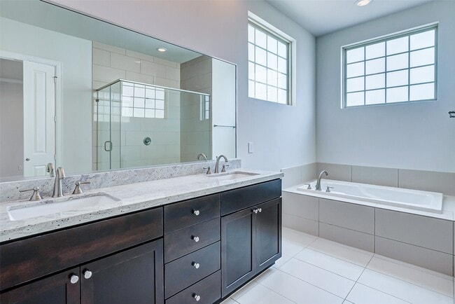 property at 2209 Chenevert St