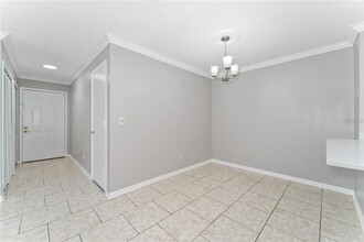 5950 Westgate Dr in Orlando, FL - Building Photo - Building Photo