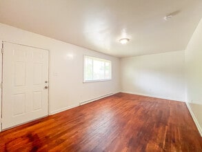 1107 W Augusta Ave in Petersburg, VA - Building Photo - Building Photo
