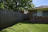 7407 Cortes Dr photo'