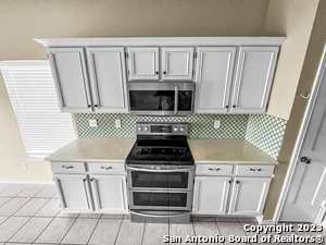 1307 Hazelbury Ln in San Antonio, TX - Building Photo