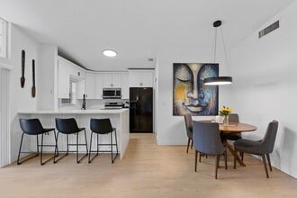 22259 Woodspring Dr in Boca Raton, FL - Building Photo - Building Photo