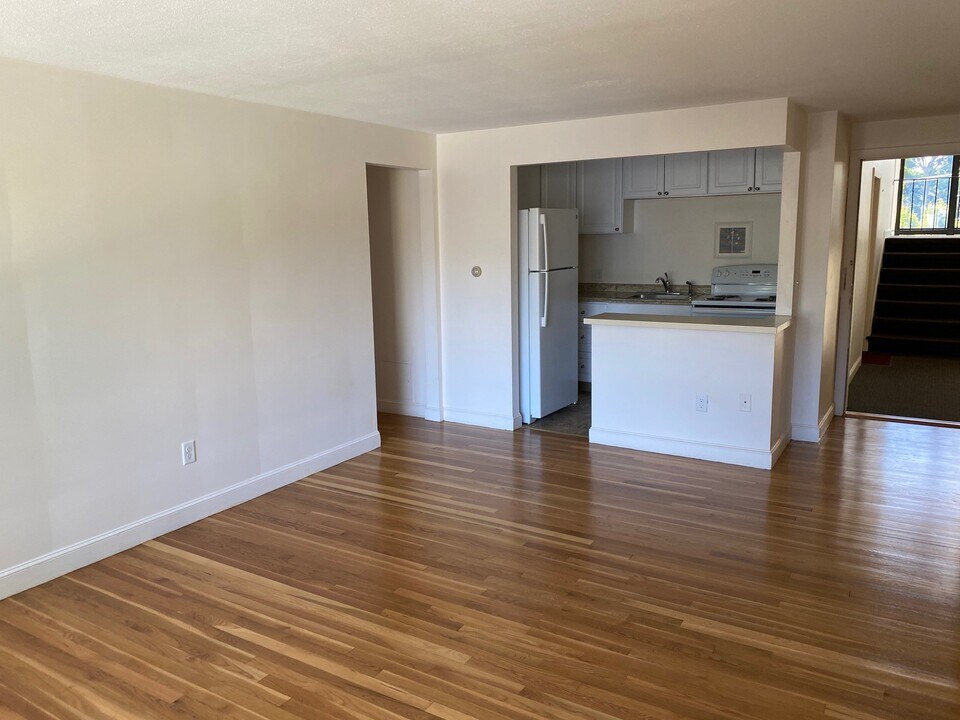 189 W Wyoming Ave in Melrose, MA - Building Photo