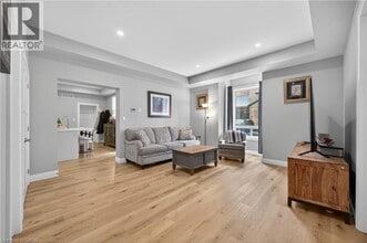 238 Darling St in Brantford, ON - Building Photo - Building Photo