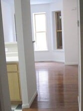 165 Johnston St, Unit Unit 1 in Newburgh, NY - Building Photo - Building Photo