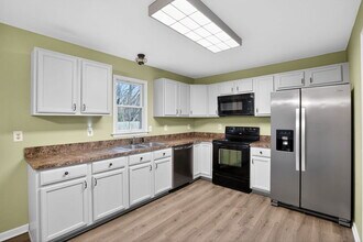 40077 Big Chestnut Rd in Clements, MD - Building Photo - Building Photo