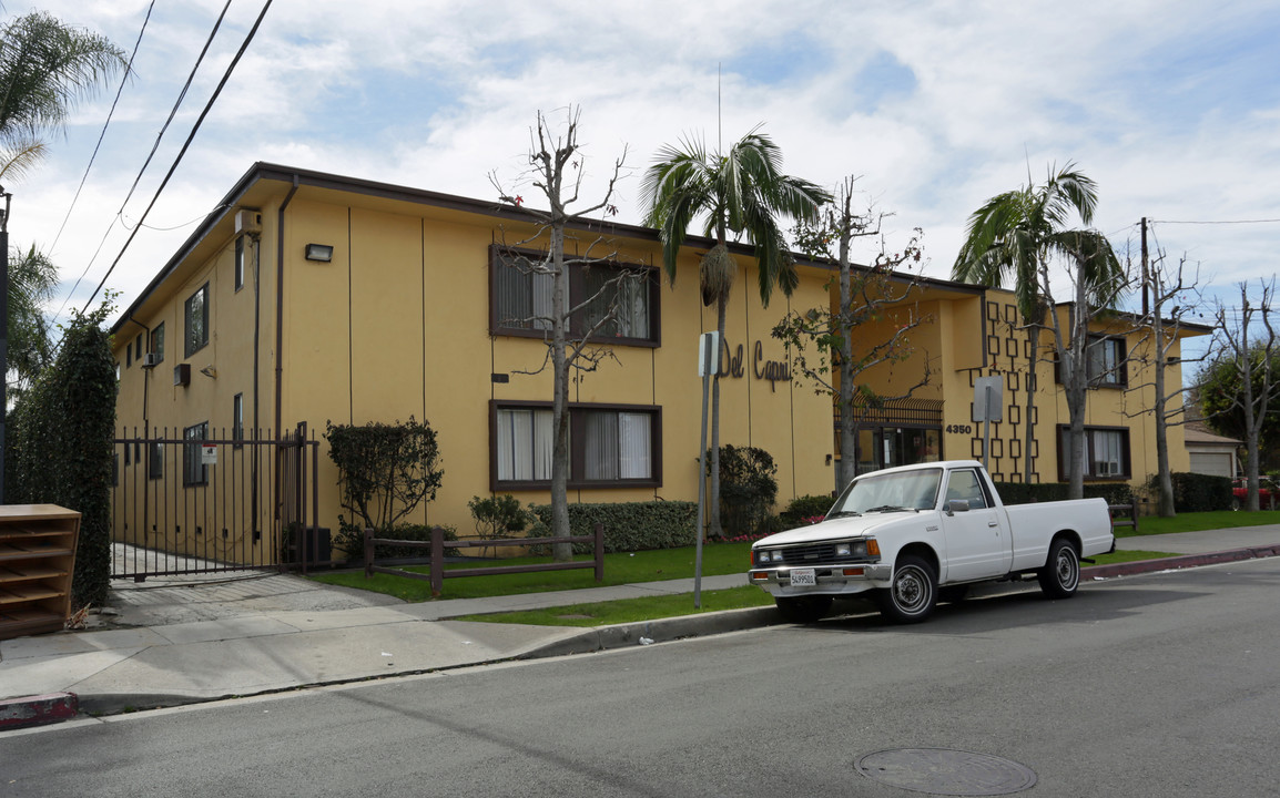 Del Capri Apartments in Lynwood, CA - Building Photo