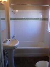 5035 Mansfield, Unit BackUnit in San Diego, CA - Foto de edificio - Building Photo