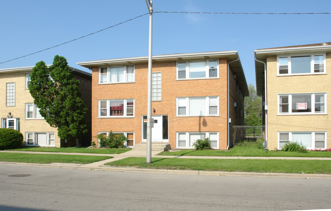 1216 N 31st Ave in Melrose Park, IL - Building Photo