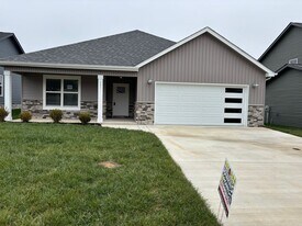 551 Ayden Ln in Clarksville, TN - Building Photo