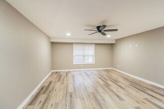 3073 Whitney Ridge Dr in Dacula, GA - Foto de edificio - Building Photo