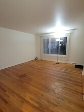 4643 Church St in Skokie, IL - Building Photo - Building Photo