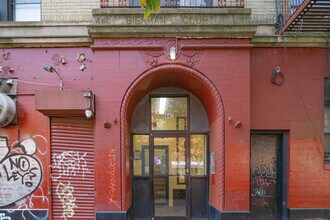 93 Avenue A in New York, NY - Building Photo - Building Photo