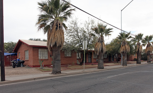 Euclid Apartments in Tucson, AZ - Building Photo - Building Photo