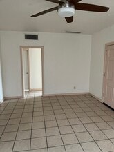 902 E Amelia Ave in Phoenix, AZ - Foto de edificio - Building Photo