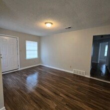 4816 Hodge Rd in Memphis, TN - Building Photo - Building Photo