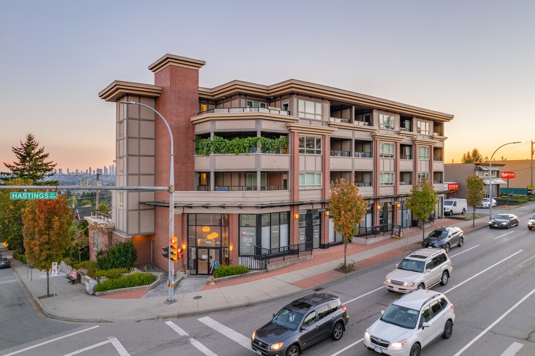 Oro on Capitol Hill in Burnaby, BC - Building Photo