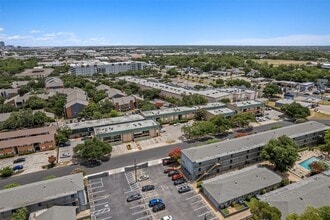 2600 Penny Ln in Austin, TX - Building Photo - Building Photo