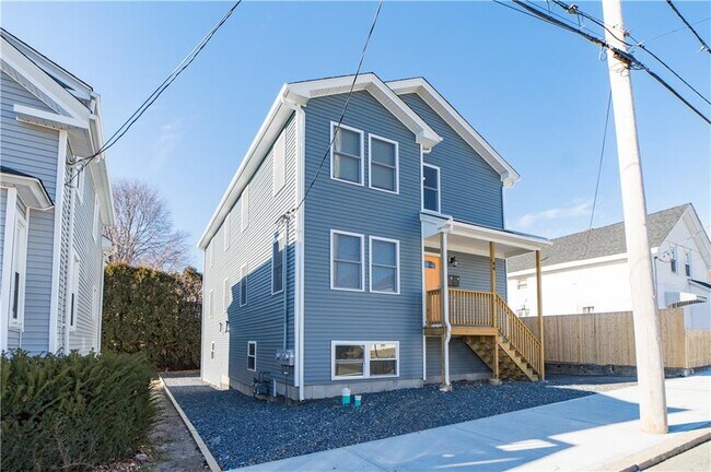 44 Hall St in Providence, RI - Building Photo - Building Photo