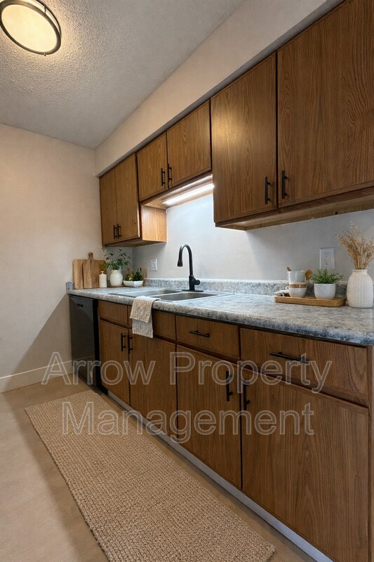 2323 T St in Lincoln, NE - Building Photo - Building Photo