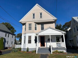 73 Center St in West Haven, CT - Building Photo