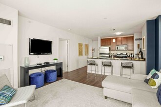 535 N Clinton St in Chicago, IL - Building Photo - Building Photo