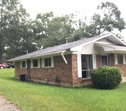 118 Jordan St in Grambling, LA - Building Photo - Building Photo