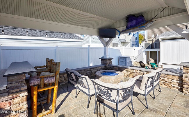 304 Arnold Ave in Point Pleasant Beach, NJ - Building Photo - Building Photo