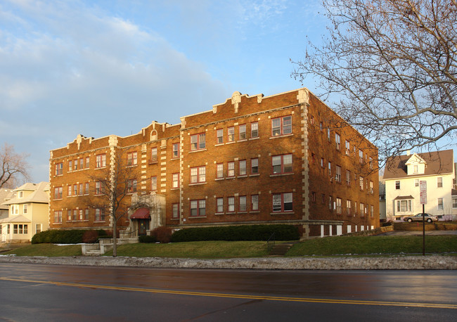 Dewey Avenue Apartments in Rochester, NY - Building Photo - Building Photo