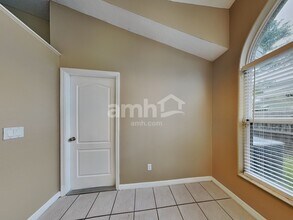 1591 Crawford Dr in Apopka, FL - Foto de edificio - Building Photo