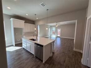 408 Clark Ave in Weatherford, TX - Building Photo - Building Photo