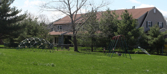 Water Wheel Apartments in Montgomery, NY - Foto de edificio - Building Photo