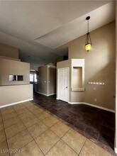 1156 Coral Rainbow Ave in Las Vegas, NV - Building Photo - Building Photo