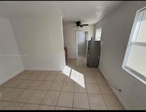 5731 Flagler St in Hollywood, FL - Building Photo - Building Photo