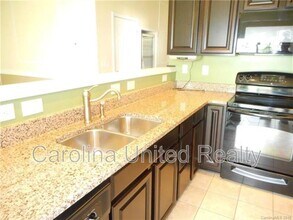 14048 Singleleaf Lane in Charlotte, NC - Building Photo - Building Photo
