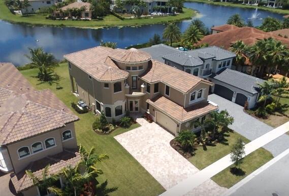 16743 Picardy Way in Delray Beach, FL - Building Photo - Building Photo