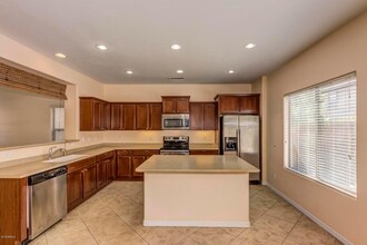 2029 W Marconi Ave in Phoenix, AZ - Building Photo - Building Photo