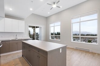 1514 McCallum Rd in Abbotsford, BC - Building Photo - Building Photo