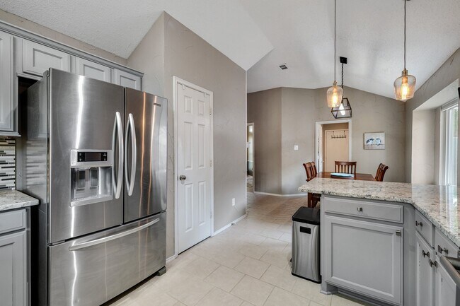 7917 Woodland Dr in North Richland Hills, TX - Building Photo - Building Photo