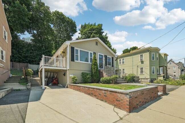 35 Springvale Ave in Chelsea, MA - Building Photo - Building Photo