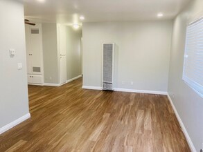 6900 Knowlton Pl in Los Angeles, CA - Building Photo - Building Photo