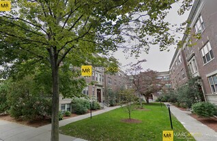 14 Alton Pl, Unit 3 in Brookline, MA - Building Photo